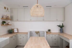 Modern style kitchen remodeling